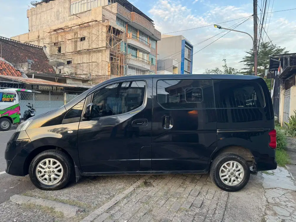 Nissan Evalia 2013 Bensin