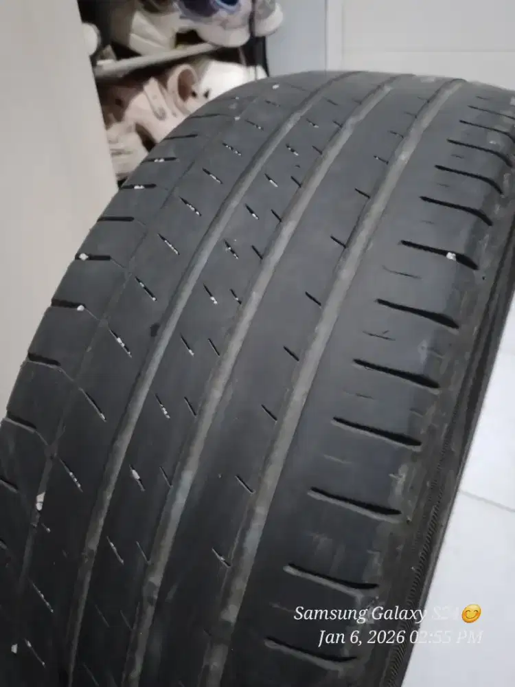 Ban merk Dunlop R.16 185/55 thn.2024