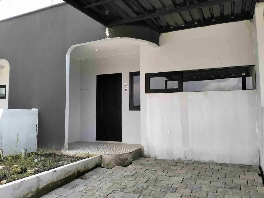 Dijual rumah baru murah fasilitas lengkap di Driyorejo