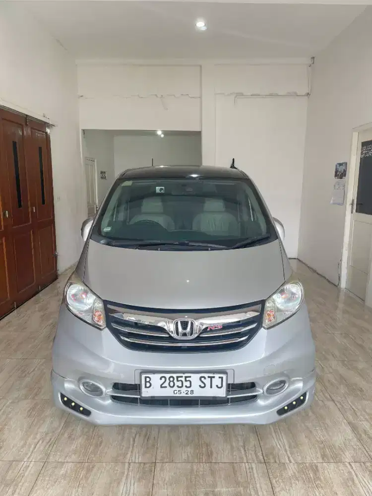 Honda Freed PSD 2013 AT