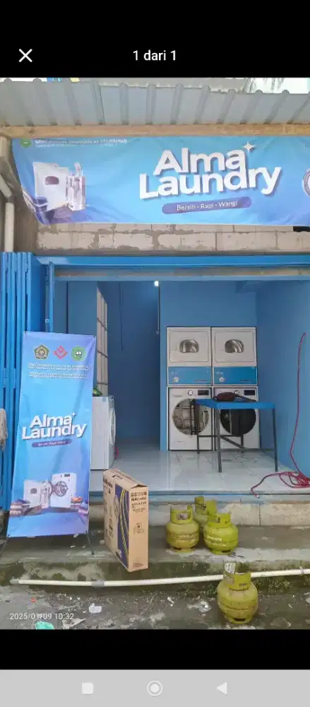 Loker Operator Laundry