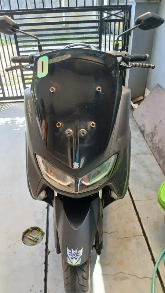 Yamaha NMAX ABS mulus mesin halus normal minus pajak 2 THN plat pajak