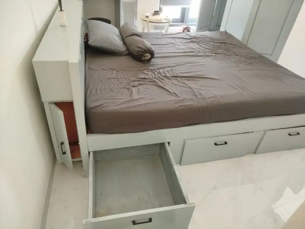 Di jual dipan kayu jati