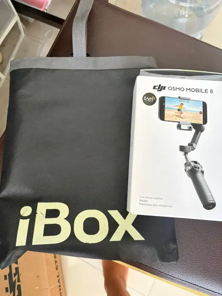 DJI OSMO MOBILE 8