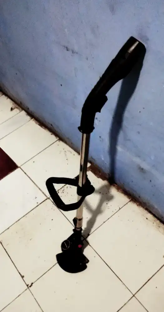 PEMOTONG RUMPUT BATRE CAS