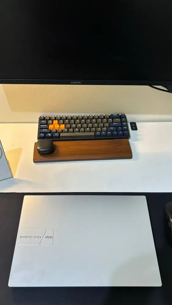 Asus Vivobook A1404V