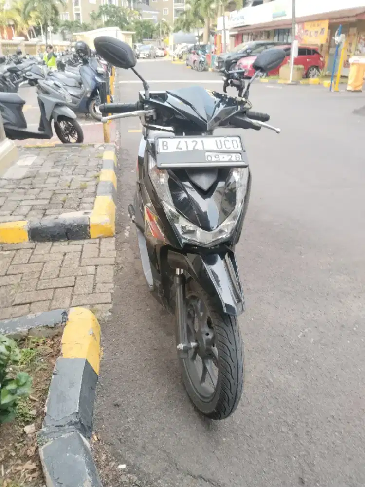 Dijual Honda Beat 2023 mulus tangan pertama