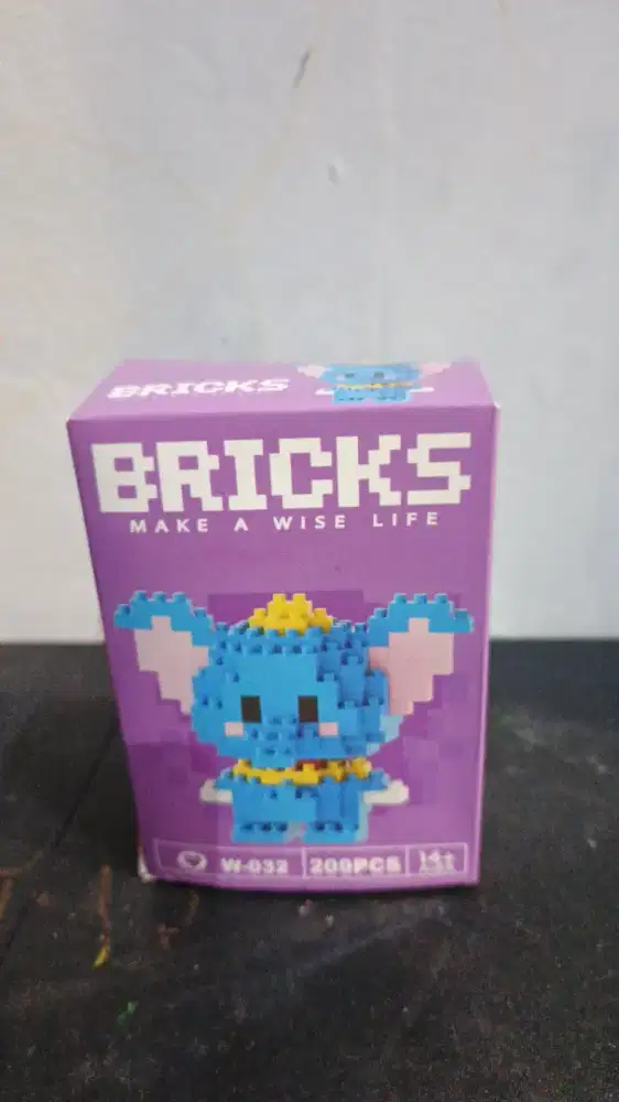 Lego yg bergambar lucu