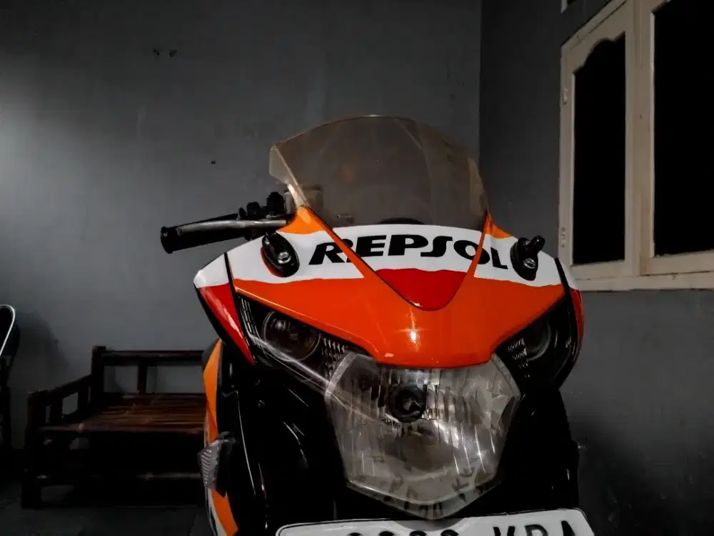 Honda Cbr150r 2013 cbu thailand