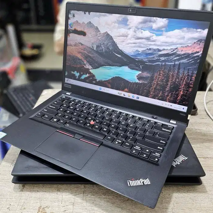 Laptop Sale Lenovo Thinkpad T490s i7 Gen8 Ram 16GB 14inch N-VN