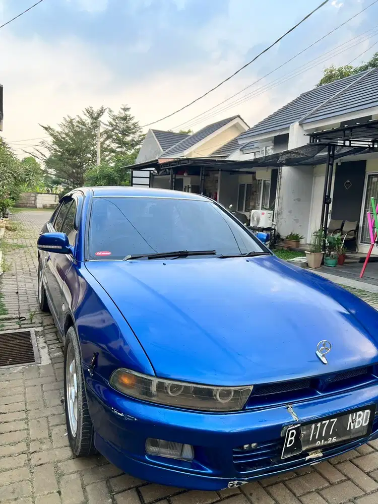 Mitsubishi Galant 2001 Bensin