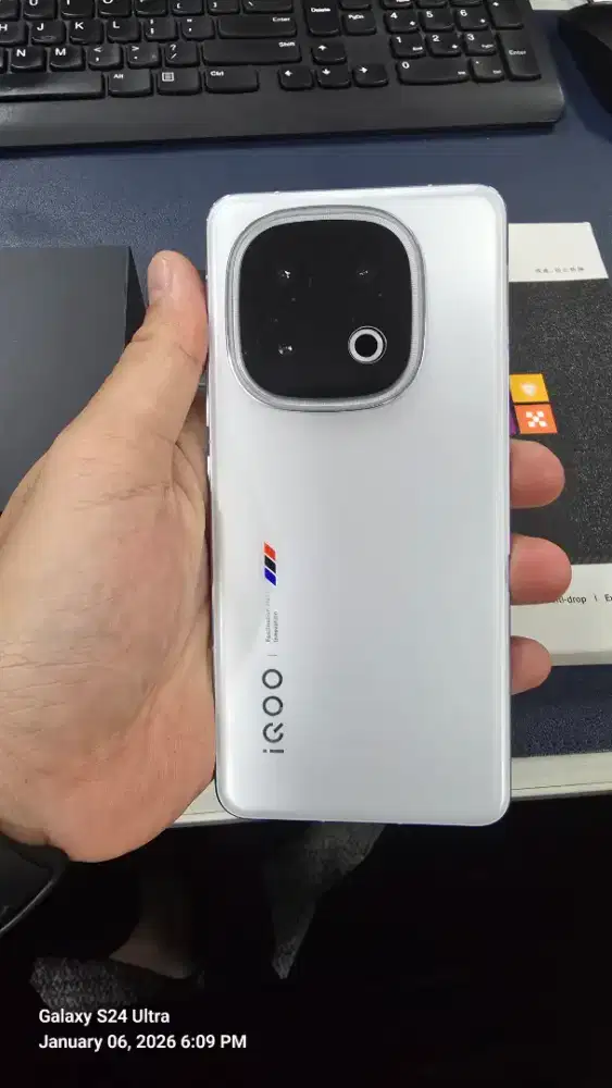 Iqoo 13 vivo ram 16 gb rom 512 putih like new full set masi garansi
