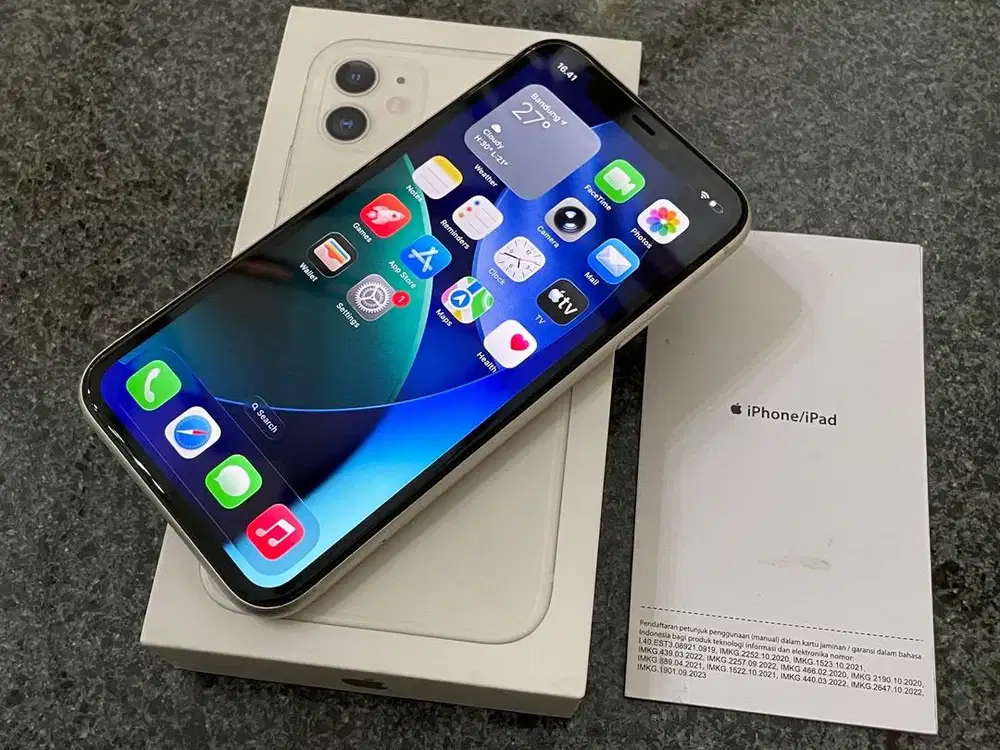 Jual iPhone 11 64GB White ex iBox