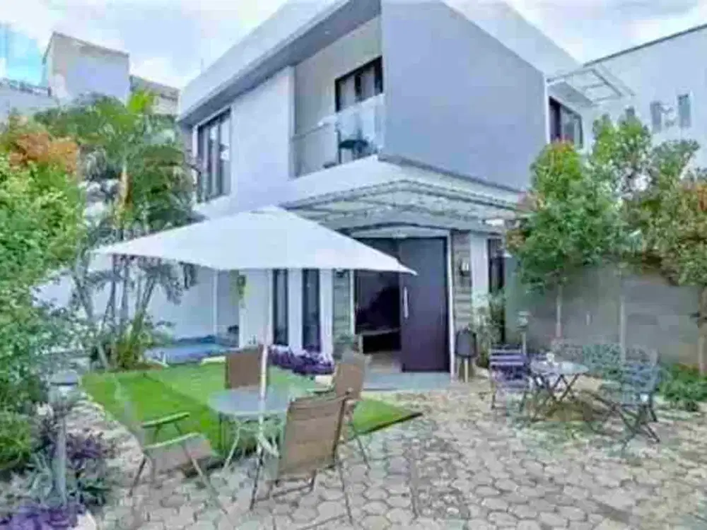 Dijual Rumah Full Furnished dgn Kolam Renang Pribadi di Mampang Prapatan Jakarta Selatan