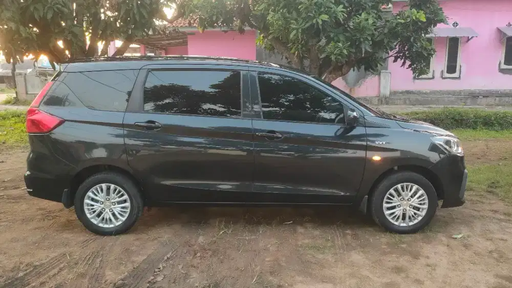 Jual mobil ertiga 2018
