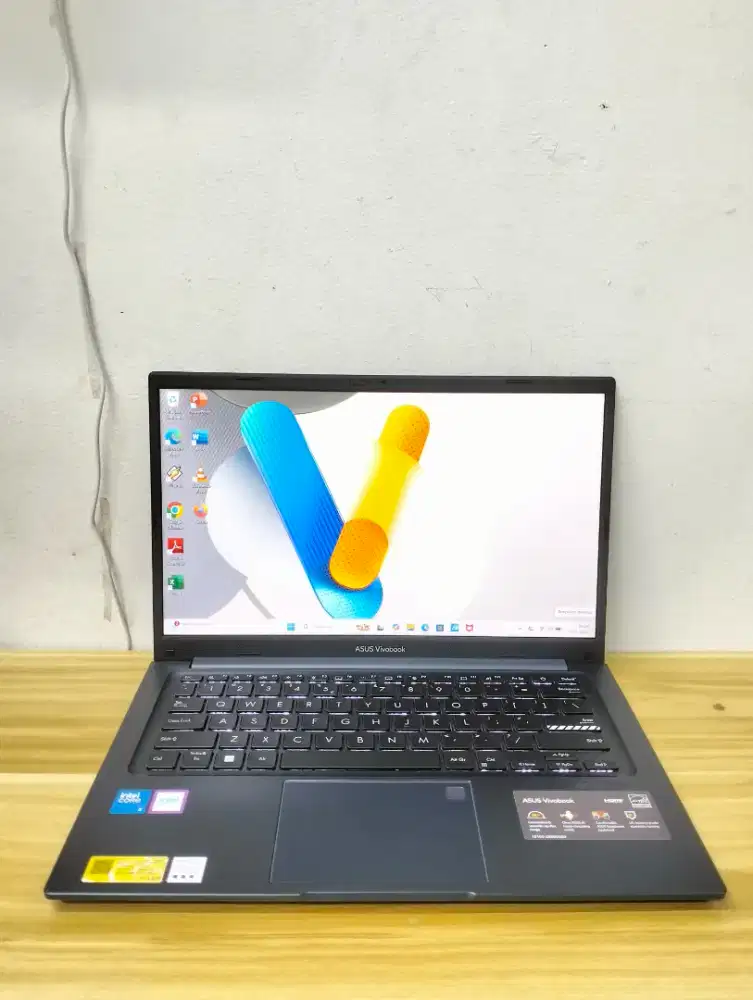 Asus VivoBook 14 A1404VAP Intel Core 5 Ram 16GB SSD 512GB Mulus