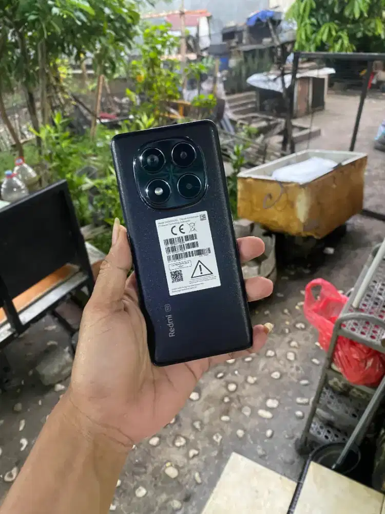 Xiaomi redmi note 14 pro 5G 8/256 gb masih mulus siap pakai joss