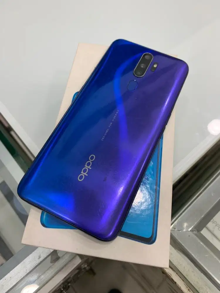 Oppo A9 2020 8/128 blue mantap