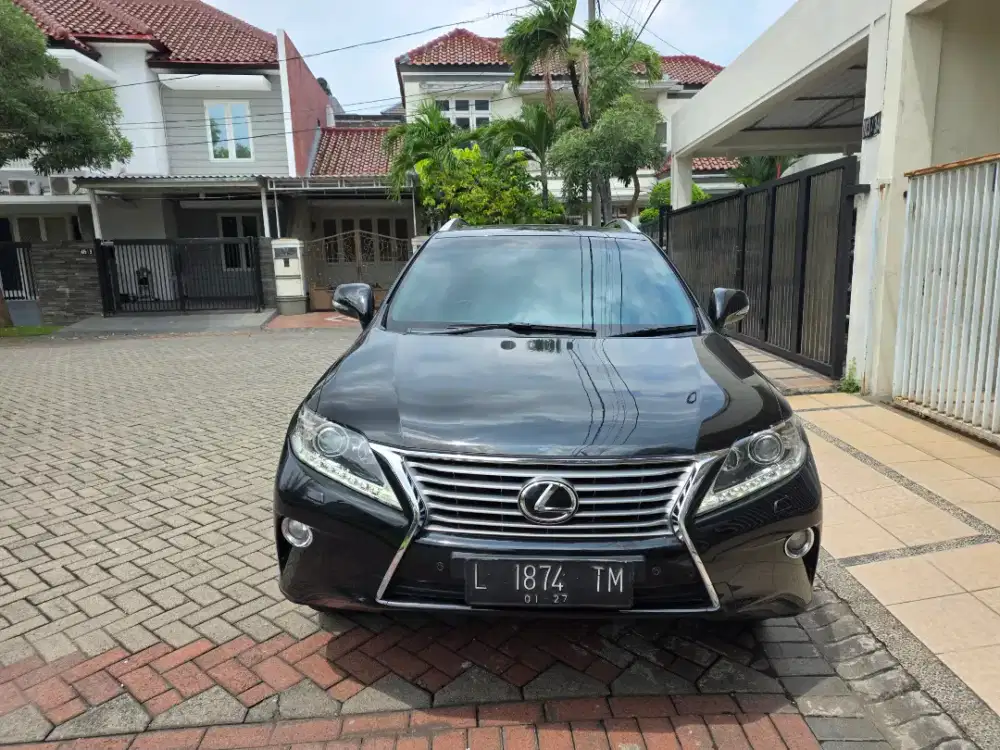 Dijual Lexus RX270 A/T Tahun 2012 Warna Hitam