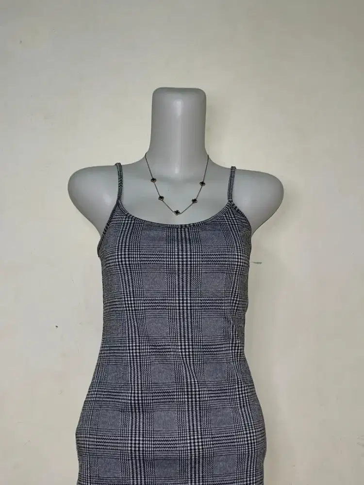 Dress wanita press body