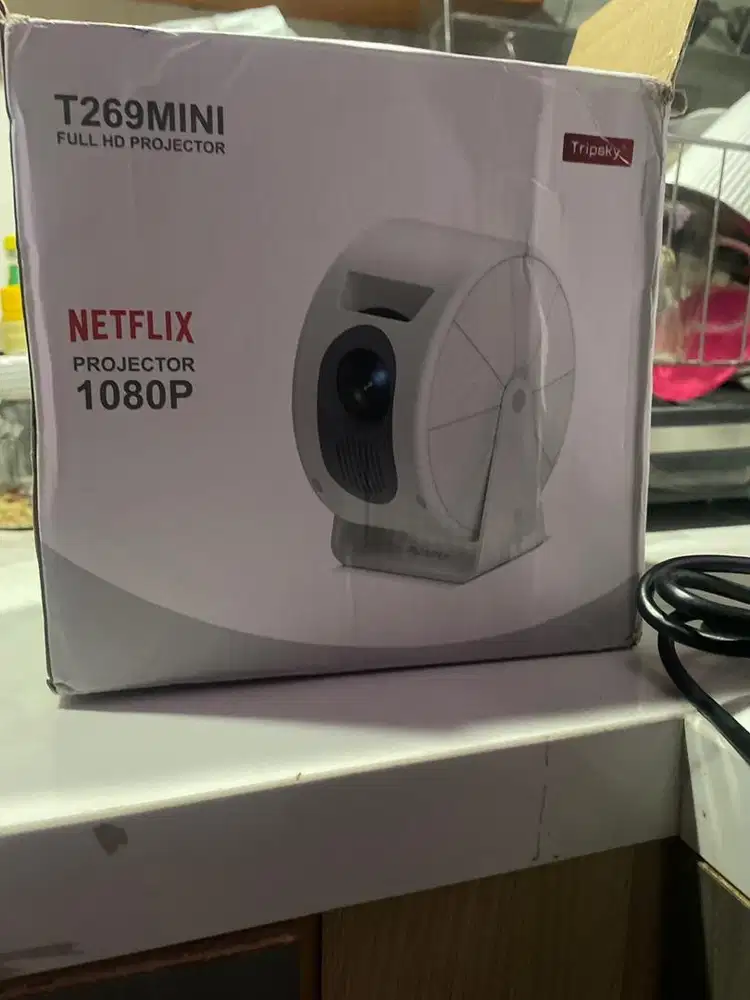 Proyektor tripsky T269 mini