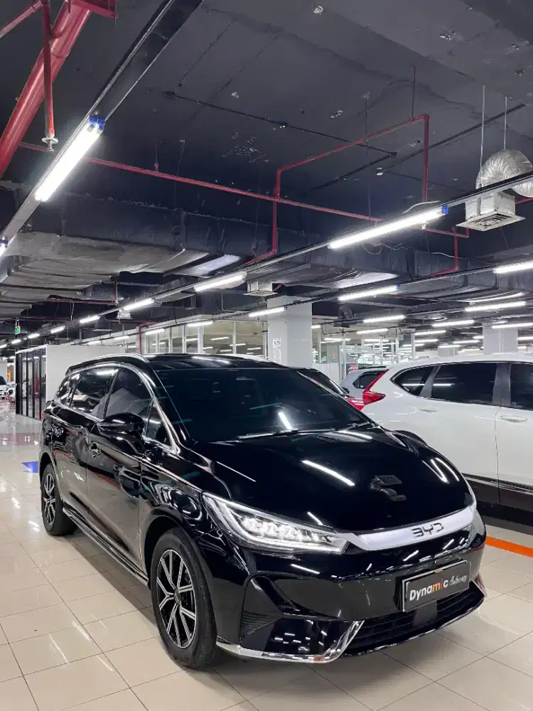 Km 8Rb BYD EV M6 nik 2024 pakai 2025 Black