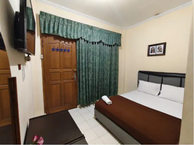 Lowongan Receptionist Hotel dan Room Service