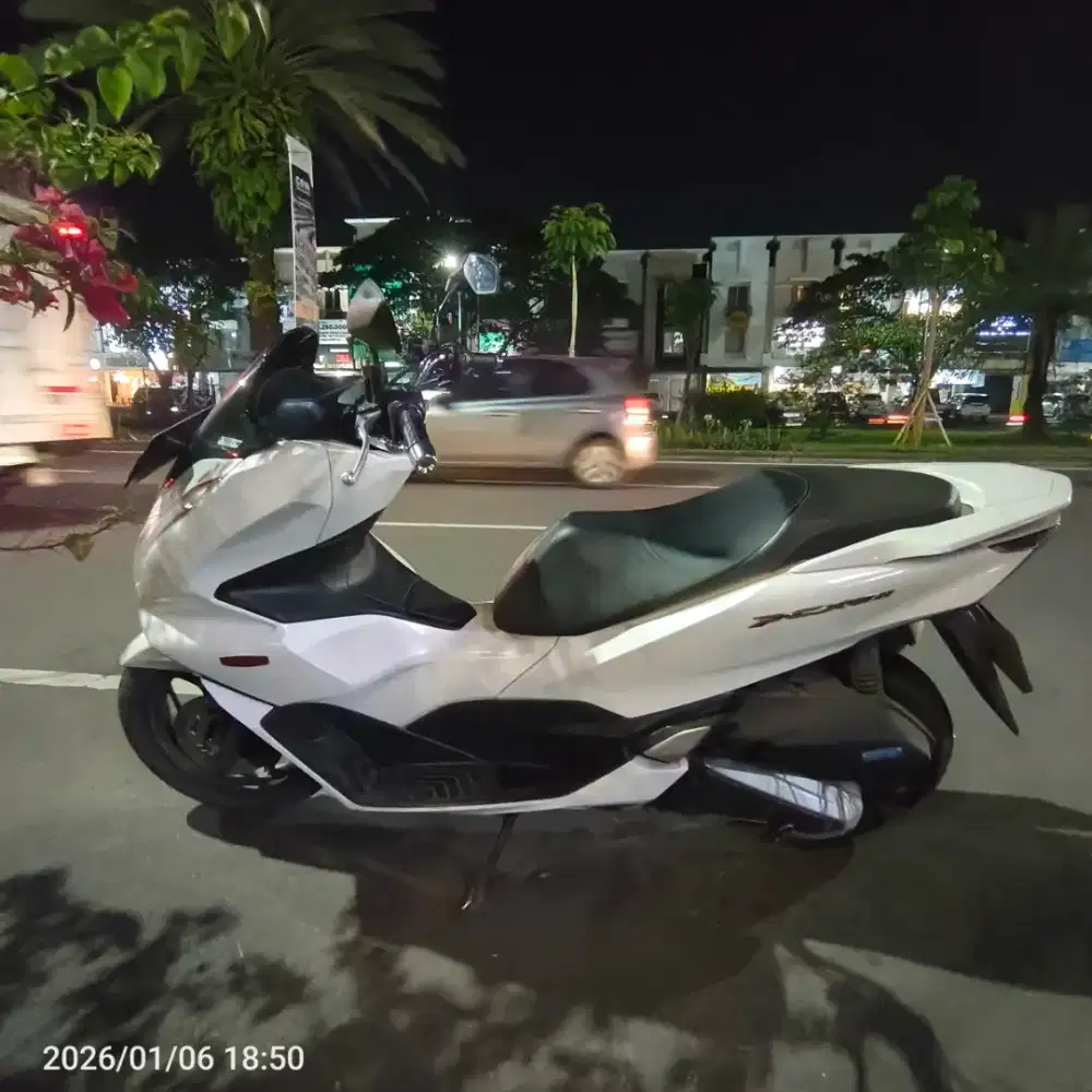 PCX 160 ABS usia 18 bln