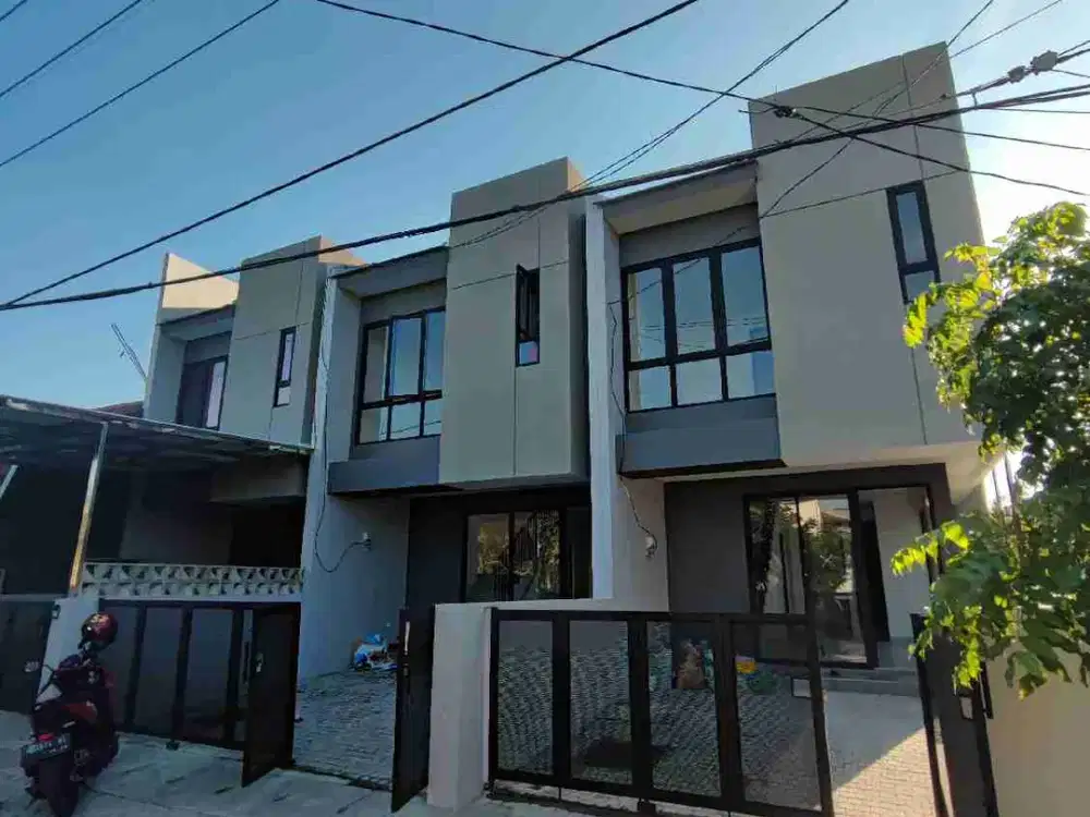Disewakan Rumah Hook Sutorejo , Baru Gress 2 lantai