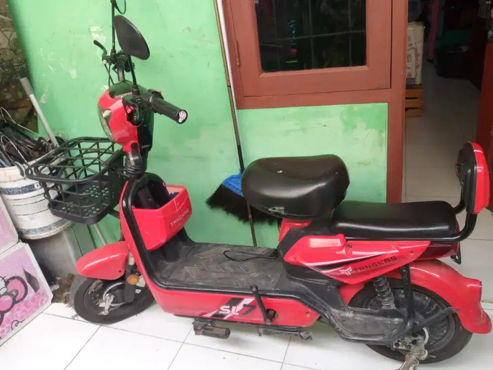 Sepeda listrik tangkas