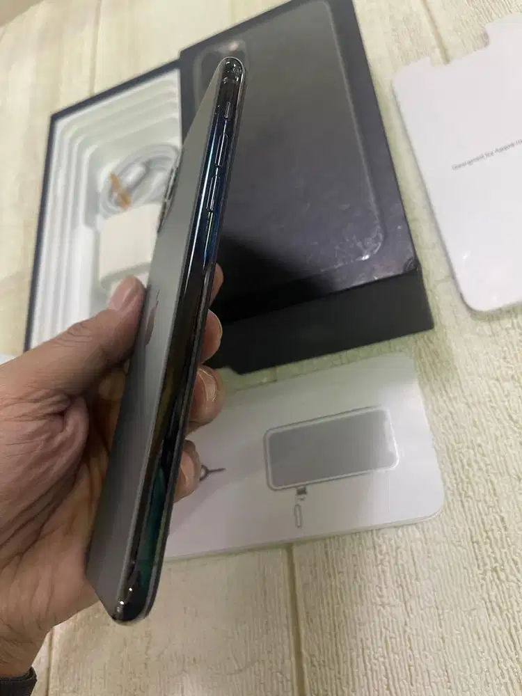 iPhone 11 Pro max 256GB inter