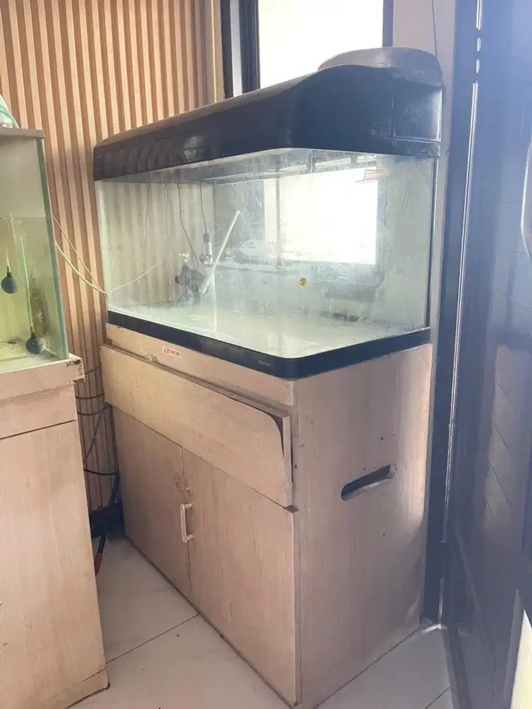 Dijual aquarium