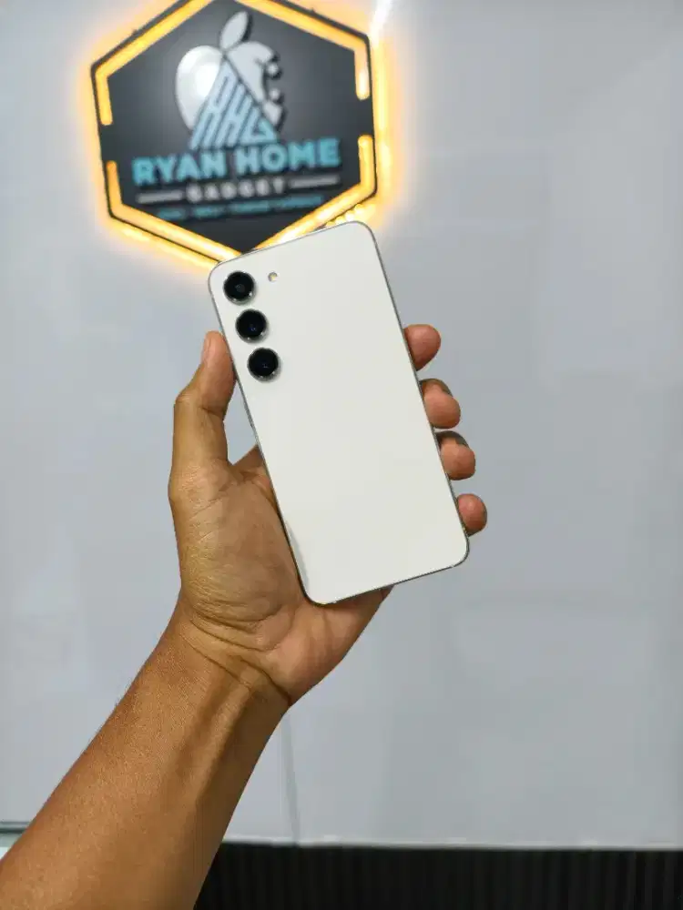 Samsung S23 8GB / 256GB Fullset Mulus