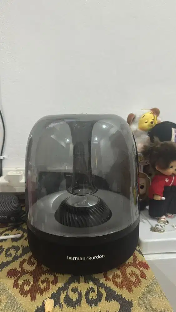 Harman aura studio 2