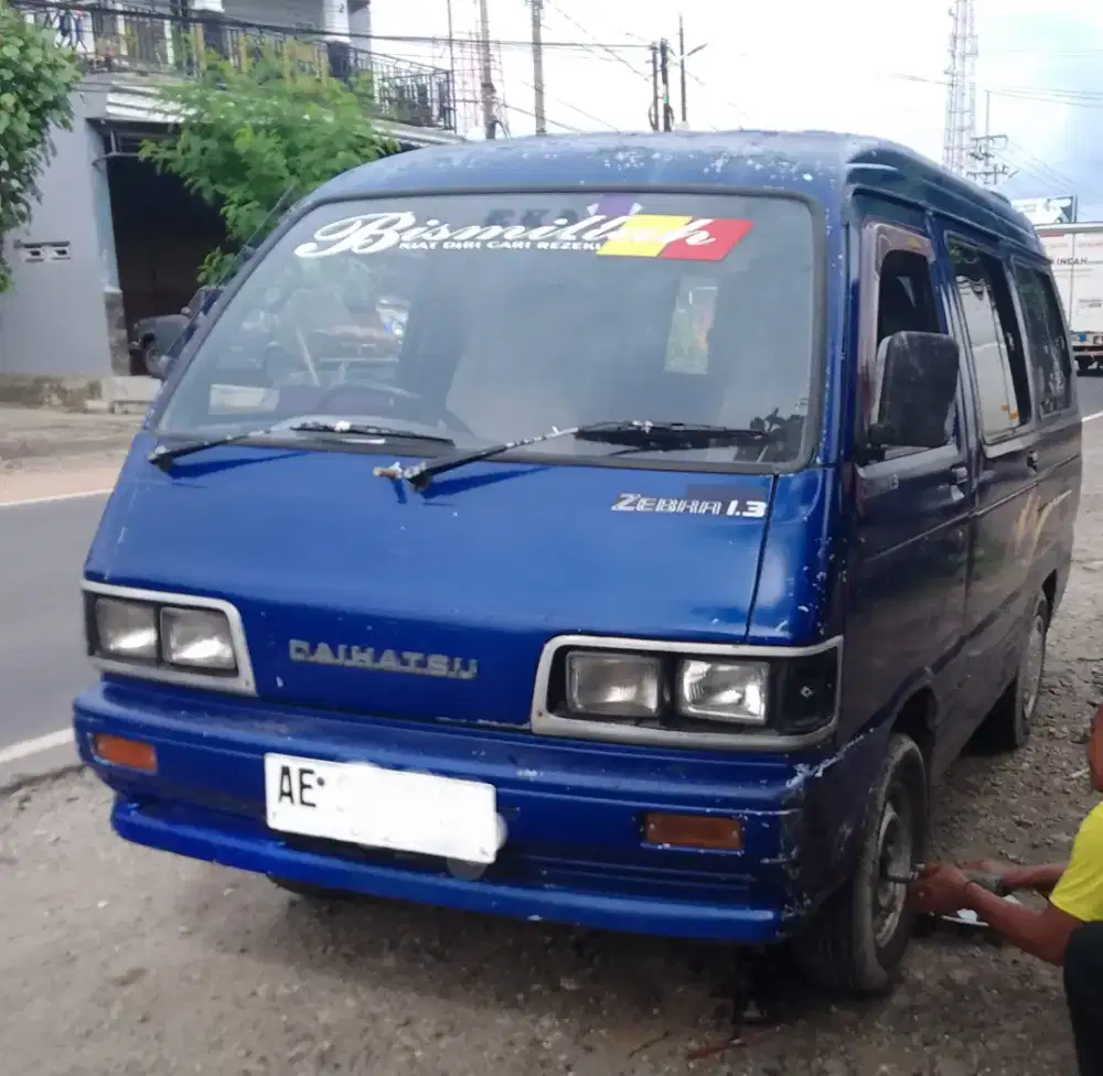 Zebra jumbo sehat siap luar kota pulau