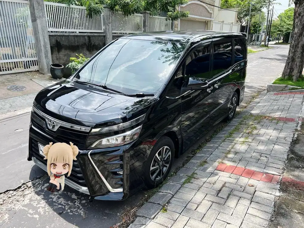 KM 30rb ! TOYOTA VOXY CBU 2020 ORI 100% X innova reborn alphard 2019