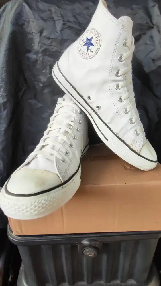 Converse Leather White Size 45