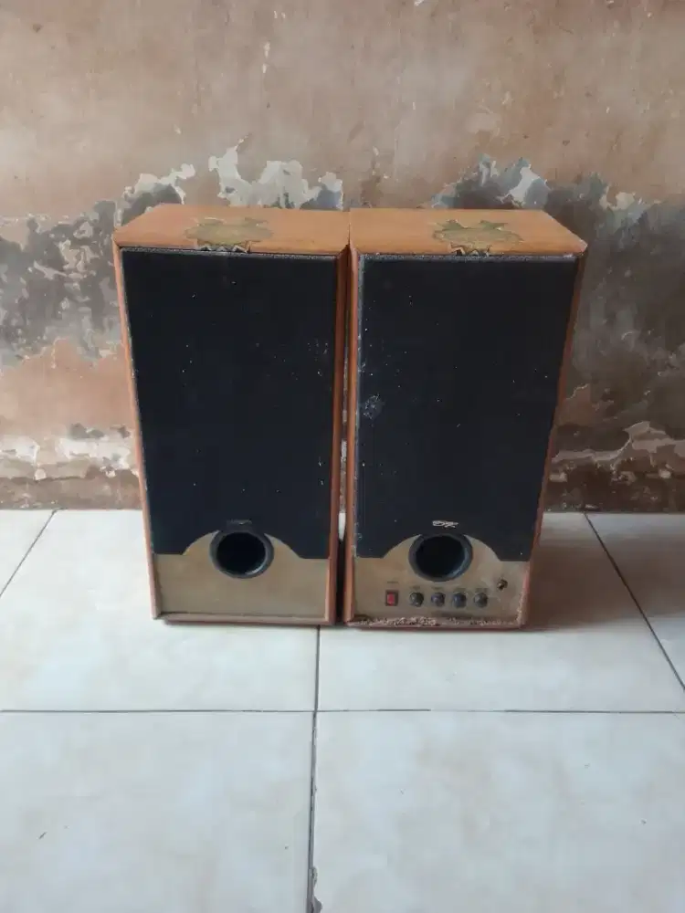 speaker aktif jadul merk DK