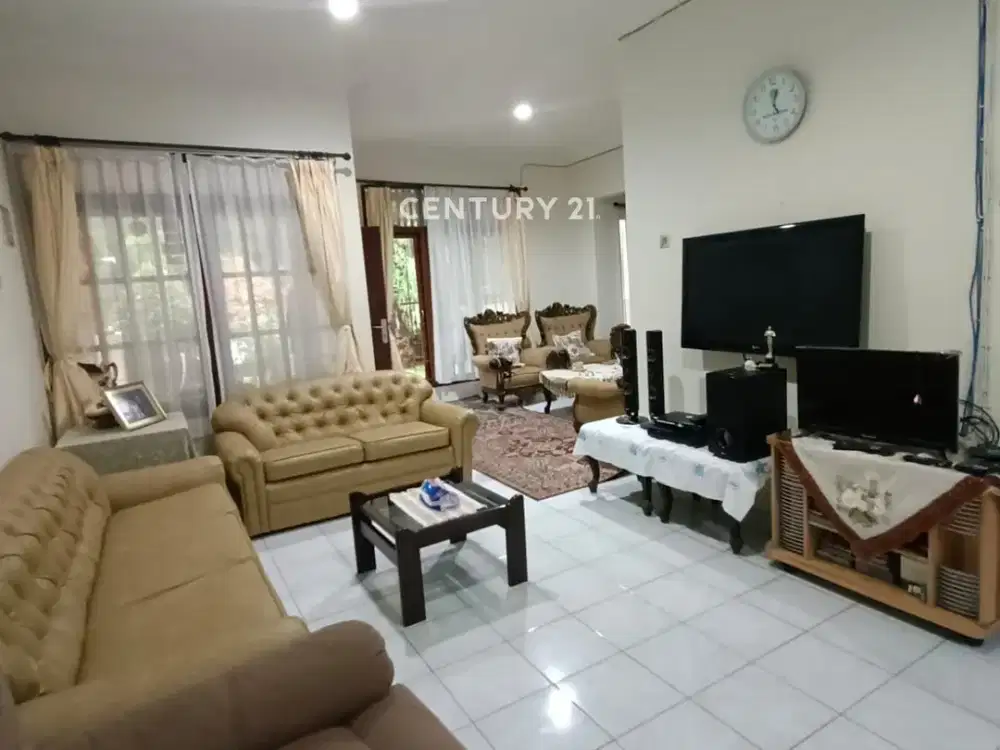Dijual Rumah 4 Kamar Tidur  Strategis Di Bintaro Sektor 2