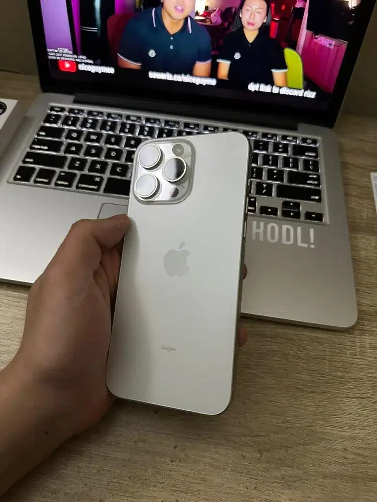 BH 100% Iphone 15 Pro Max 256gb Ibox