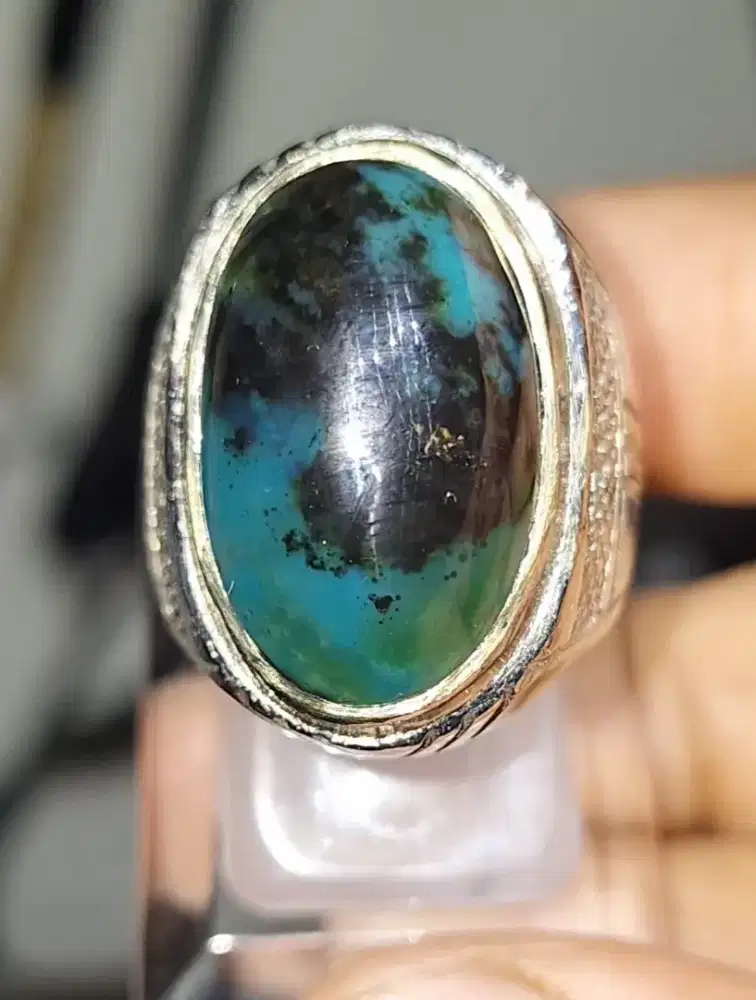 Batu bacan doko hijau coklat