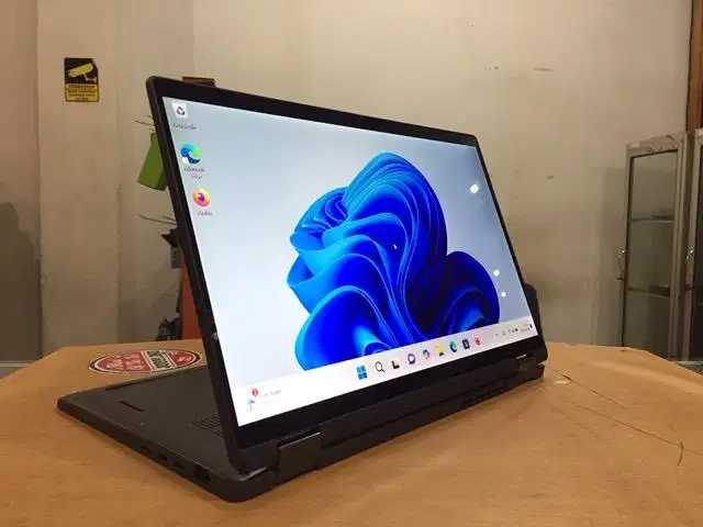 DELL E7410 2in1 Core i5Gen10 Ram 16GB SSD 256GB Touchscreen Slim Mulus