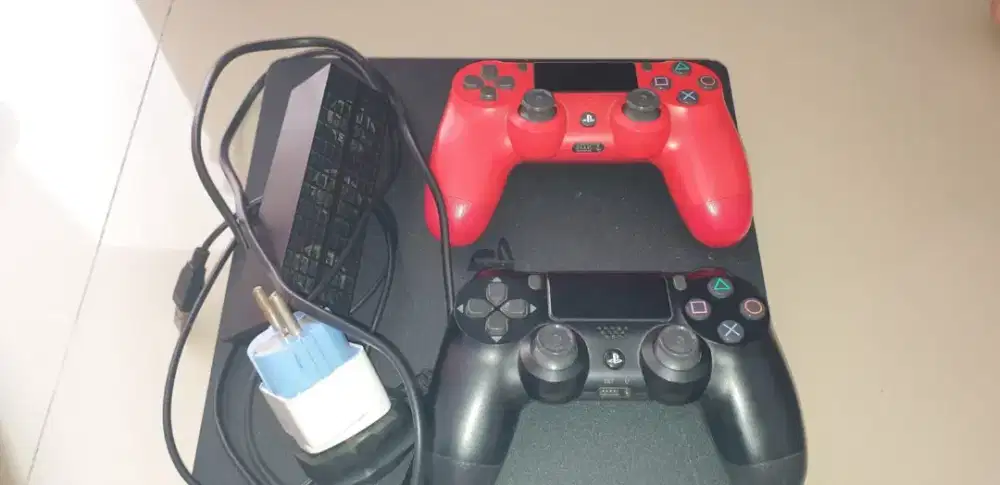 Dijual PS4 slim 512 G