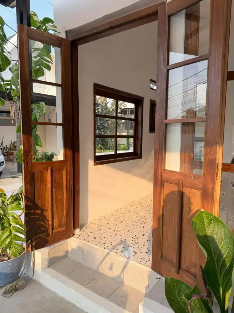 Tukang bangunan harian dan borongan