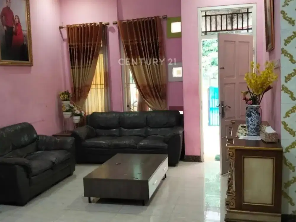 Di Jual Rumah Depan Taman Di Bintara Bekasi