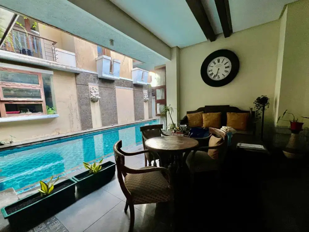 Rumah strategis hoek Pondok Pinang cocok Kost Exclusive dekat tol