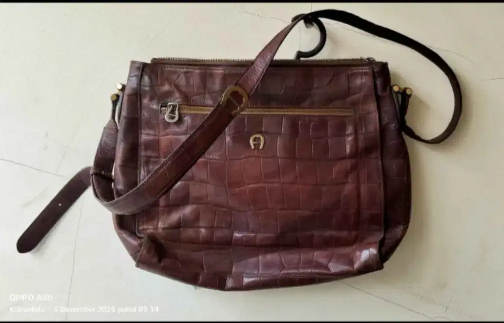 Tas Aigner original crocodile leather mint