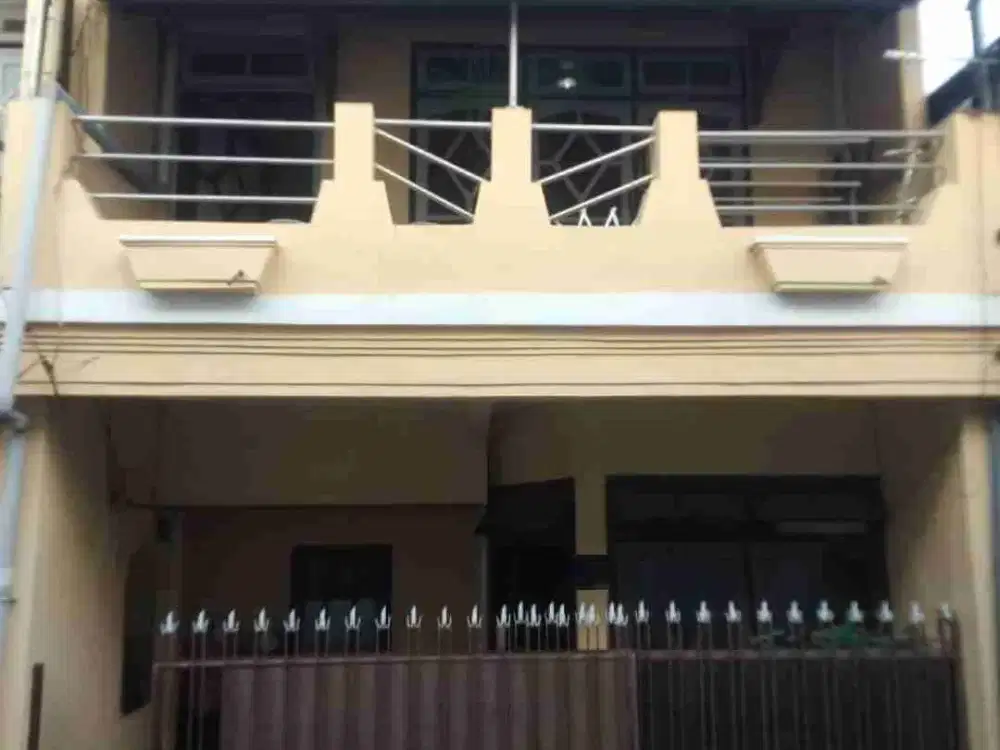 jual rumah tengah kota di Wonokromo jagir Gubeng menanggal Ketintang