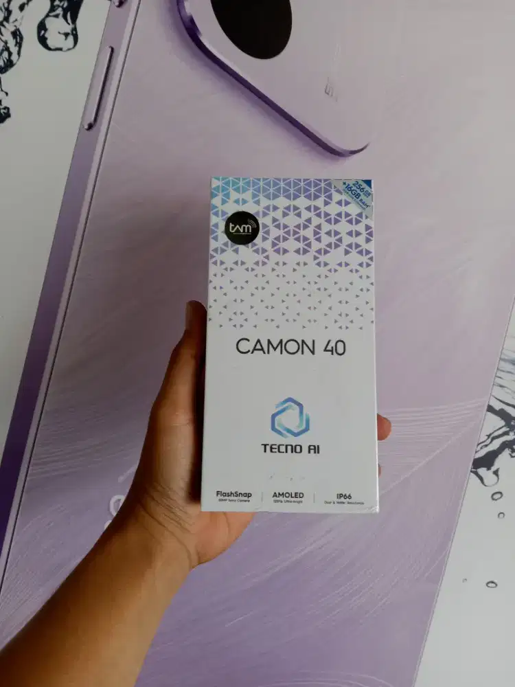 Berminat silahkan WA Tecno Camon 40 8+8/256 Garansi resmi 13bln