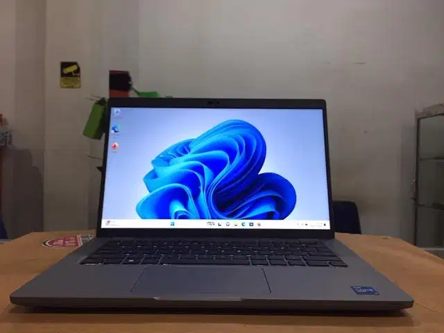 Laptop DELL Latitude E5420 Core i7Gen11 Ram 16GB SSD 256GB Slim Mulus